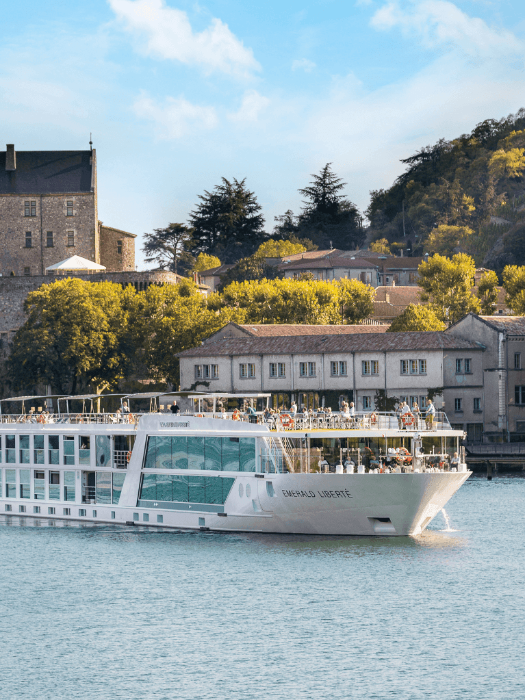 Emerald Liberte in Viviers, France