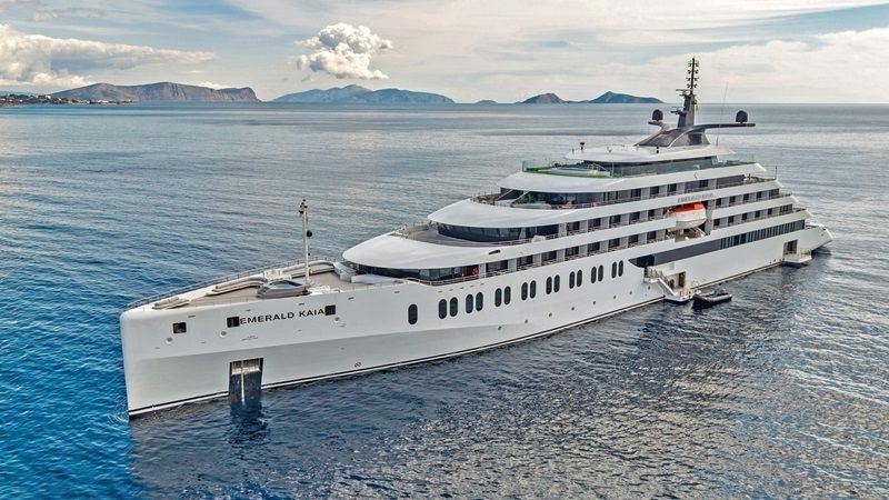 Emerald Kaia exterior